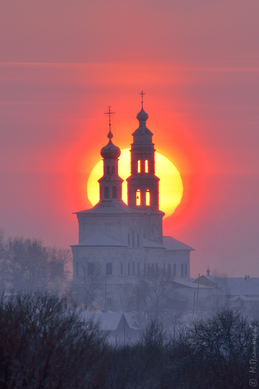 Храм на закате